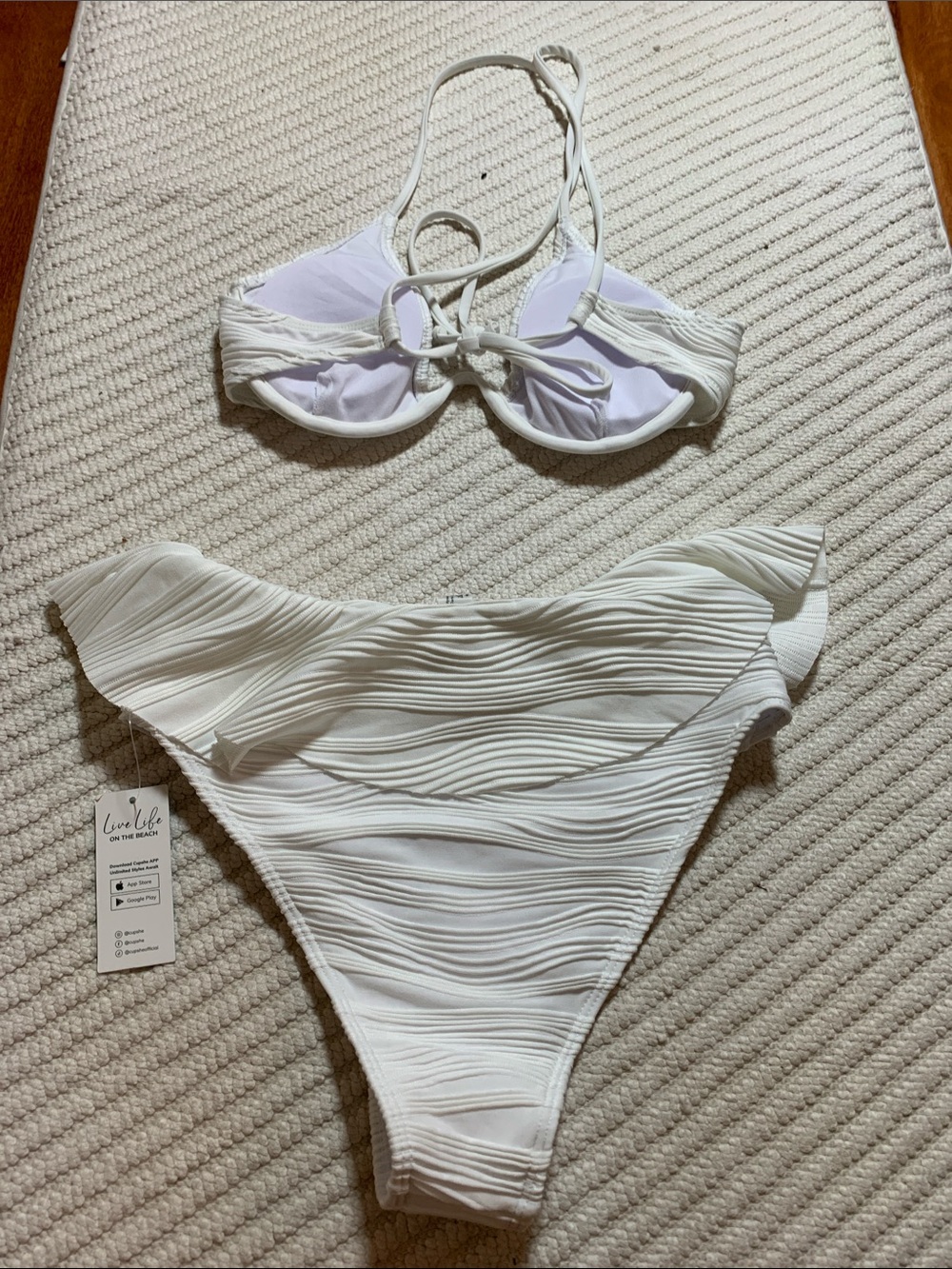 NWT Cupshe Cream Ribbed Ruffle Two-Piece Bikini, size S - Picture 2 of 8